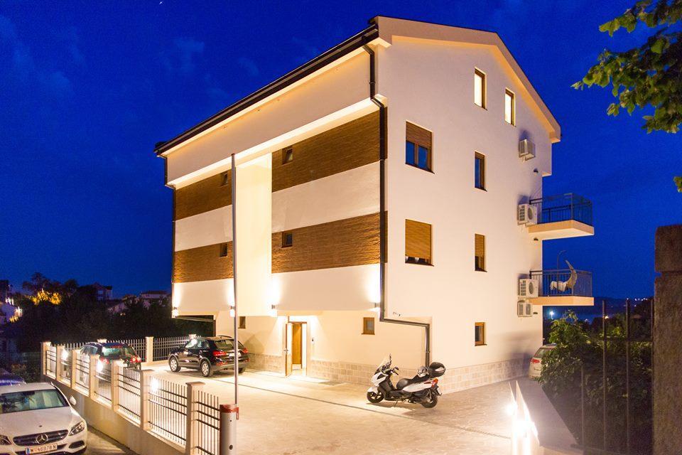 Porto Apartments Тиват Екстер'єр фото